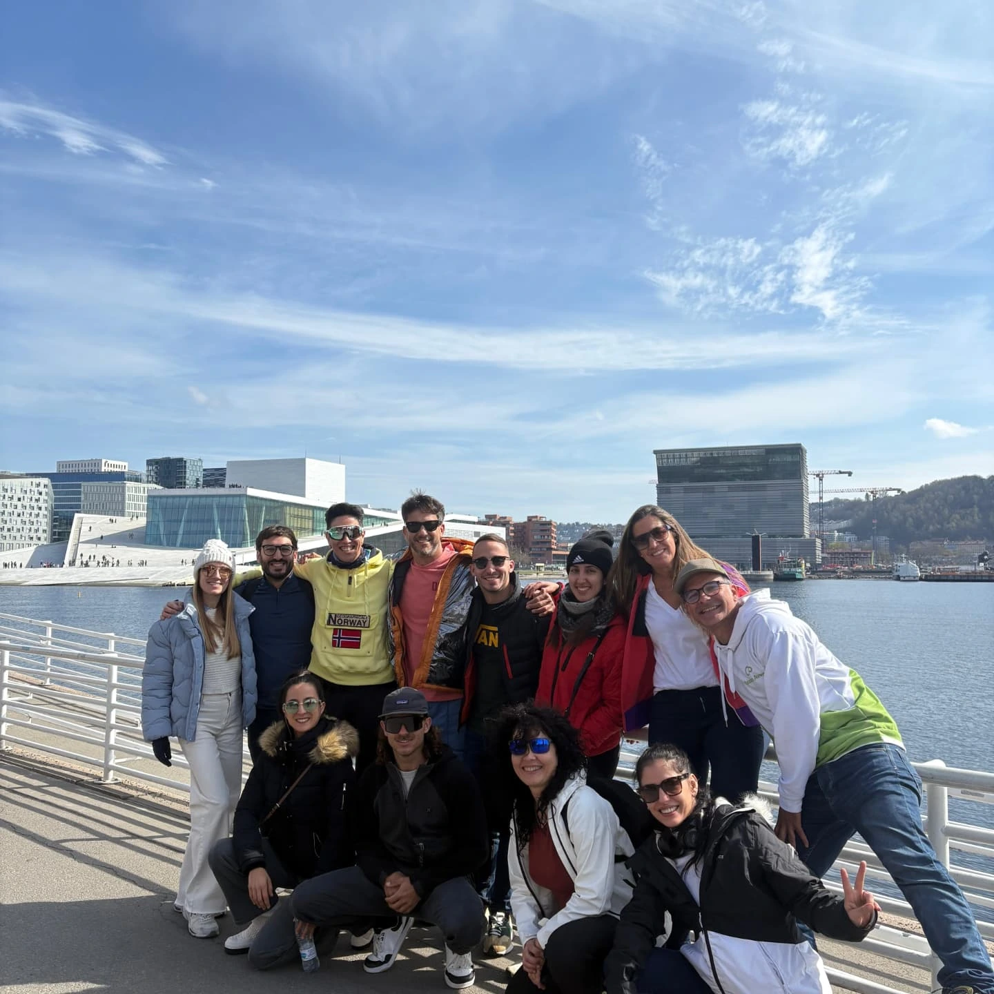 Grupo de Mojo Picón Aventura visitando Oslo